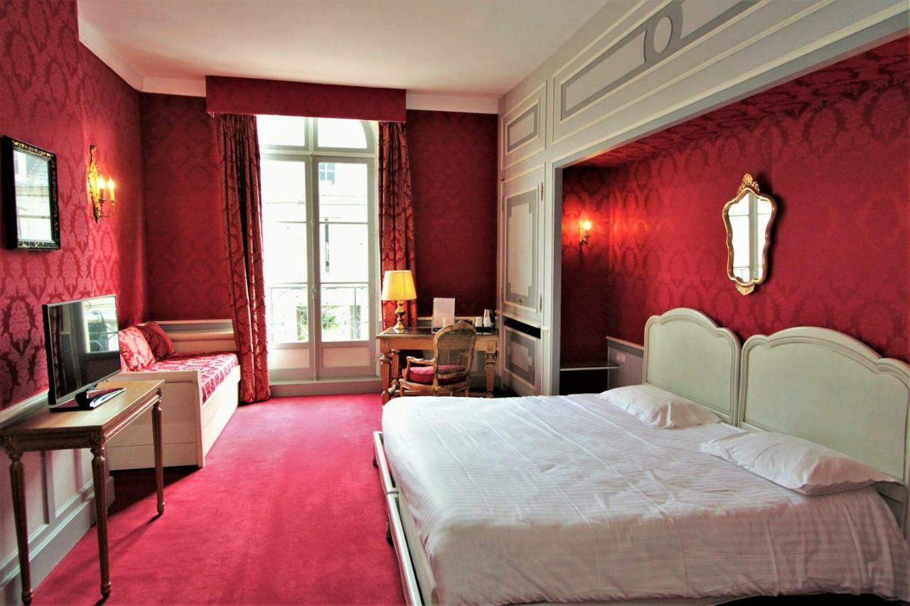 Hotel Le Regent วิลแลร์-โคทเตเรต์ ภายนอก รูปภาพ