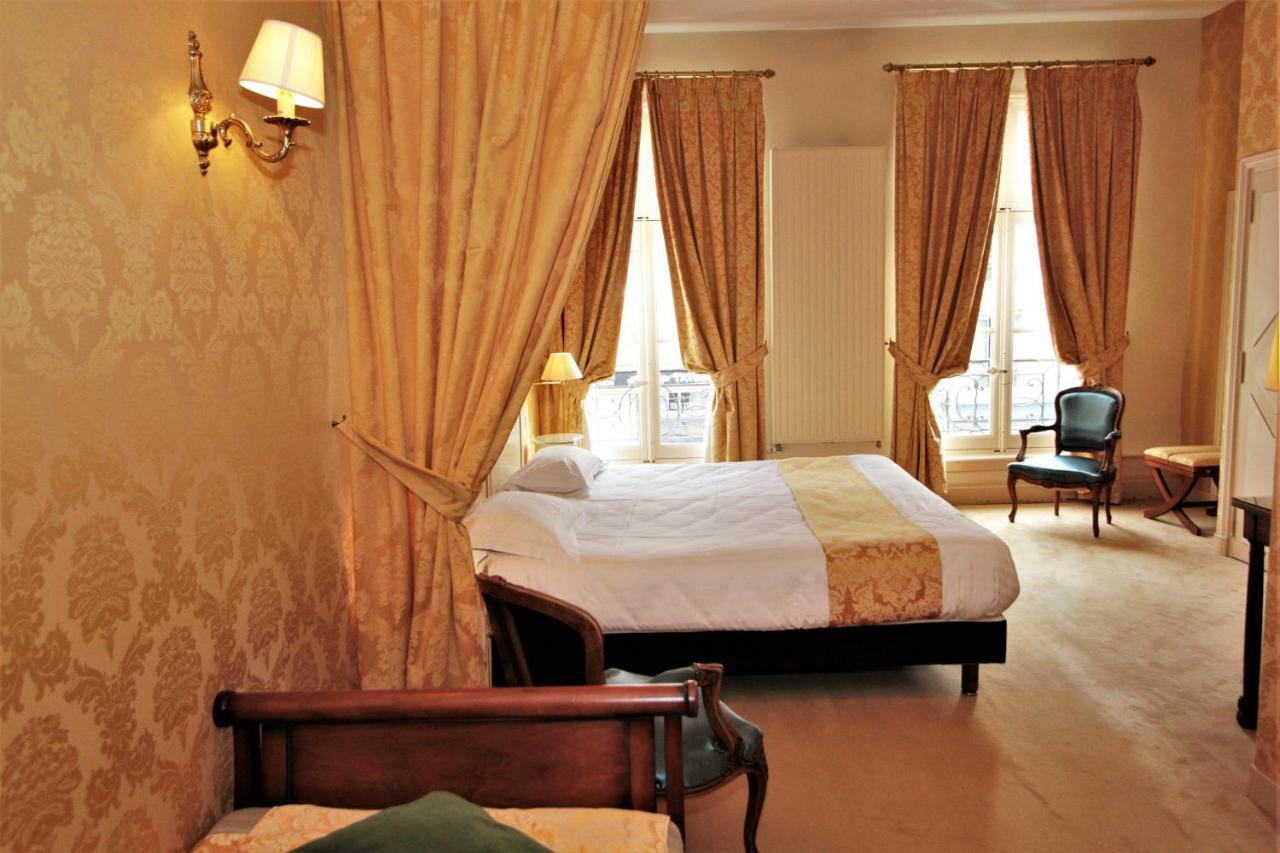 Hotel Le Regent วิลแลร์-โคทเตเรต์ ภายนอก รูปภาพ