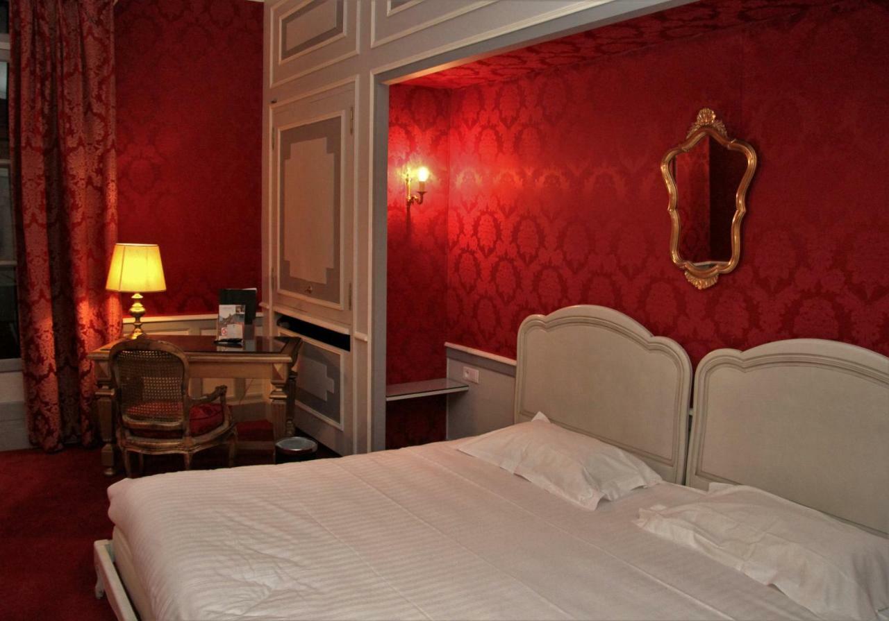 Hotel Le Regent วิลแลร์-โคทเตเรต์ ภายนอก รูปภาพ