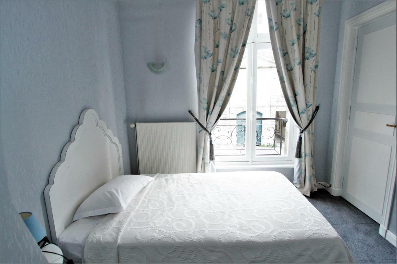 Hotel Le Regent วิลแลร์-โคทเตเรต์ ภายนอก รูปภาพ